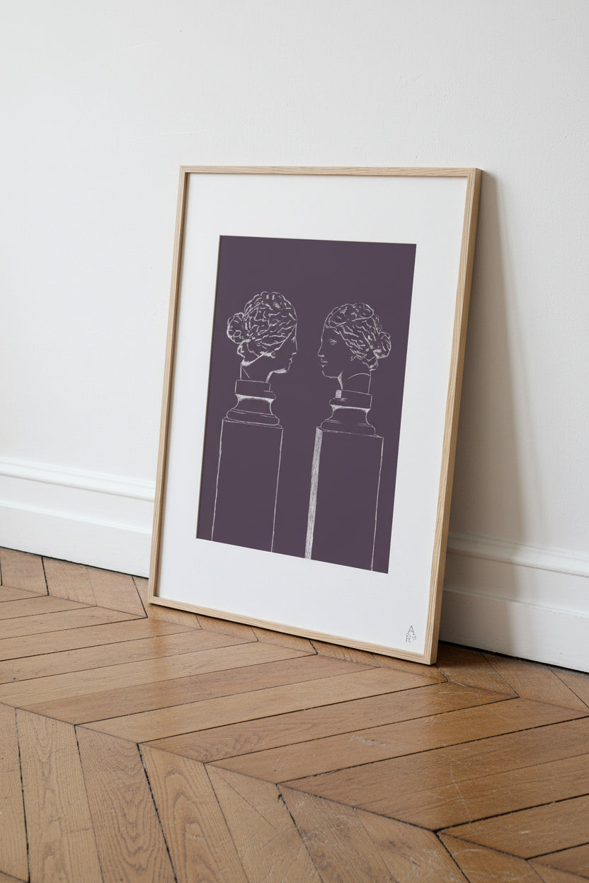 Double buste violet, affiche encadrée d'inspiration sculpture antique – ADR Gallery