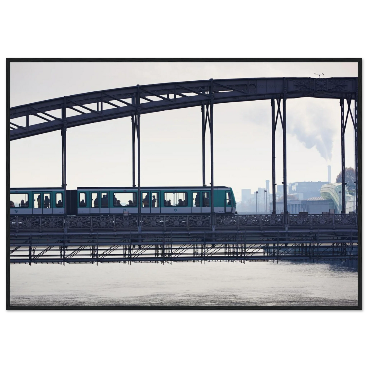 Paris, Passerelle d'Austerlitz, photographie d'art de Mohamed Khalil encadrée – visuel 2