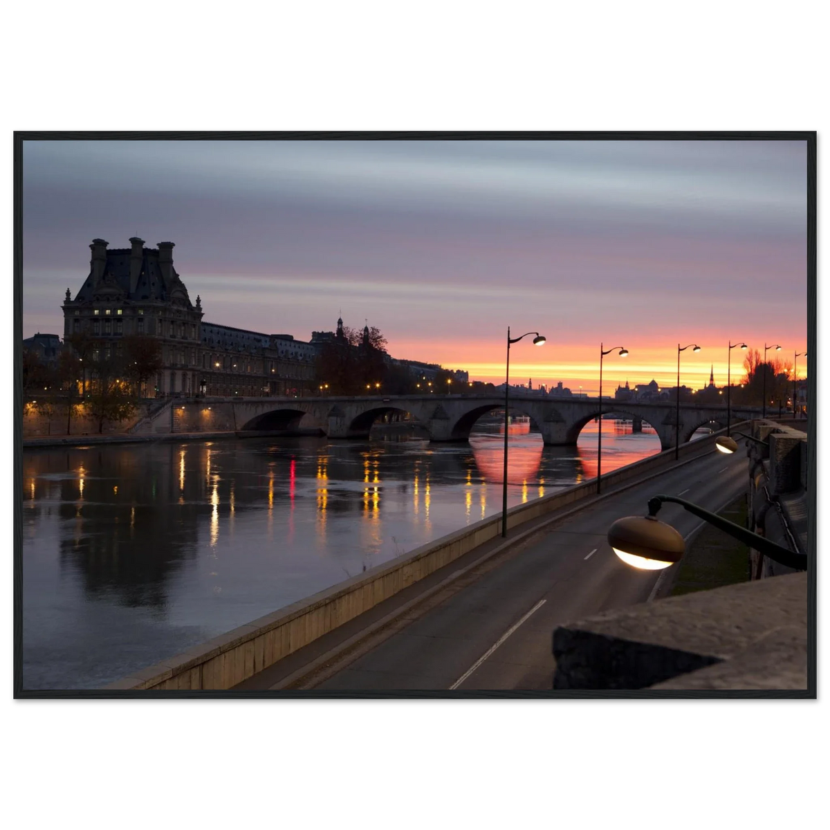 Paris, Pont Royal, photographie d'art de Mohamed Khalil encadrée – visuel 2